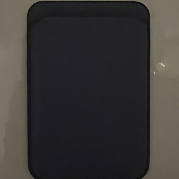 apple magsafe phone wallet